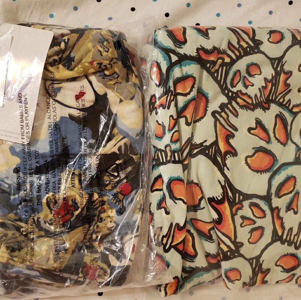 Lularoe TC2 Leggings Poison Apple & Snow Wite